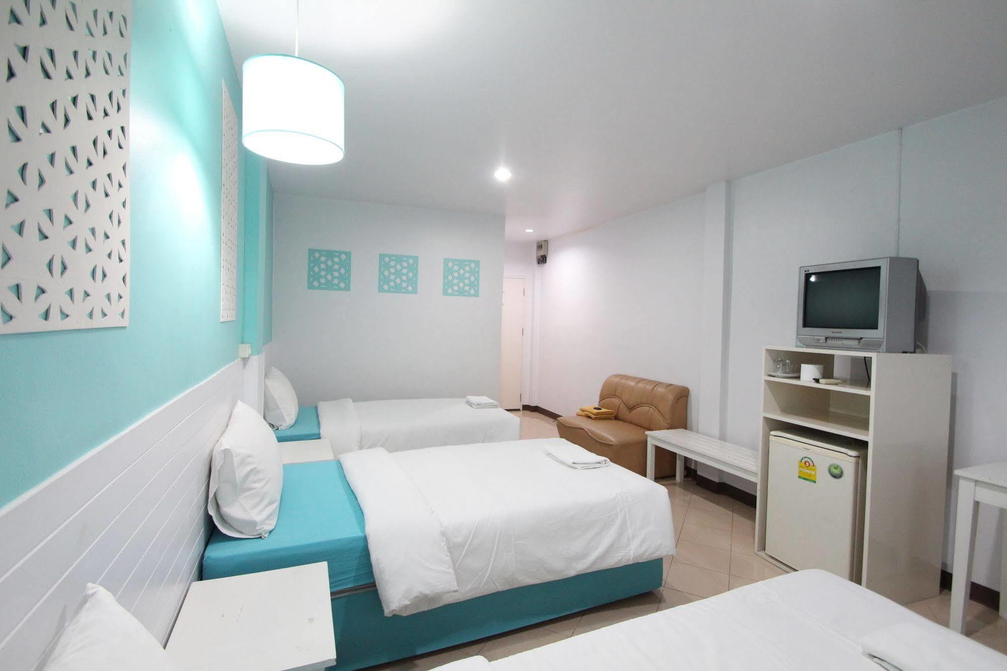 Preme Hostel Bangkok Exteriör bild