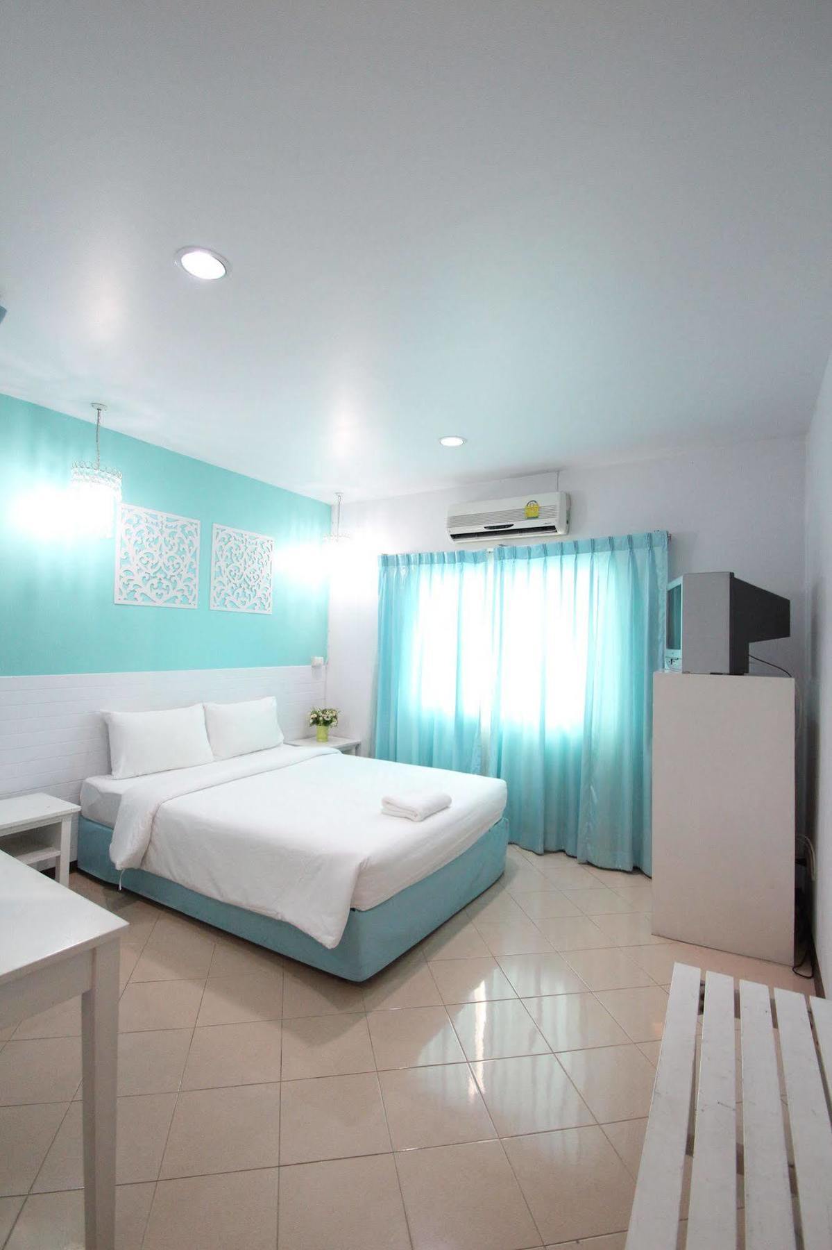 Preme Hostel Bangkok Exteriör bild