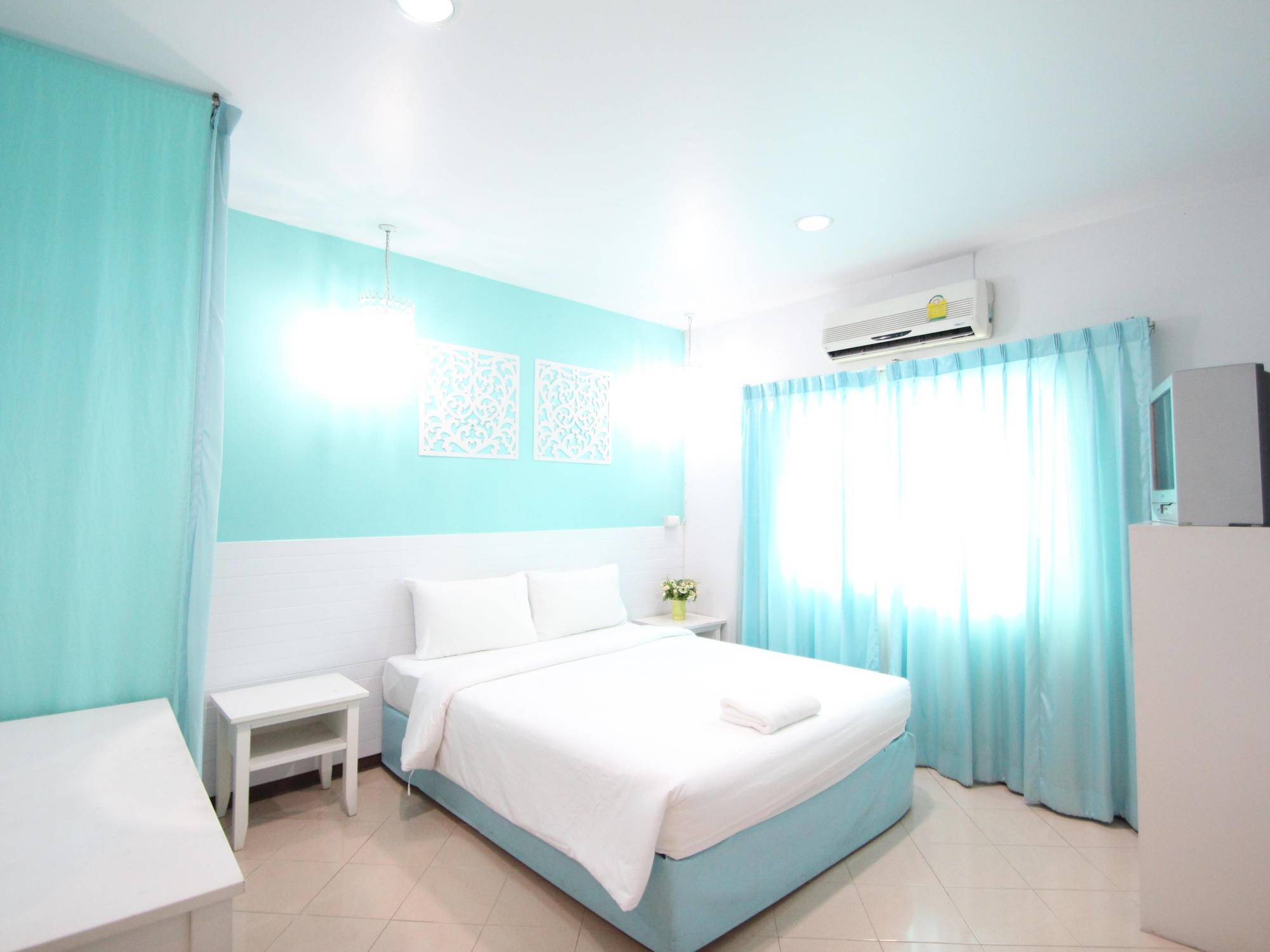 Preme Hostel Bangkok Exteriör bild